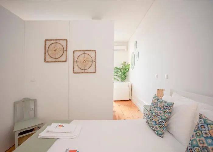 شقة Liiiving In - Downtown Balcony *